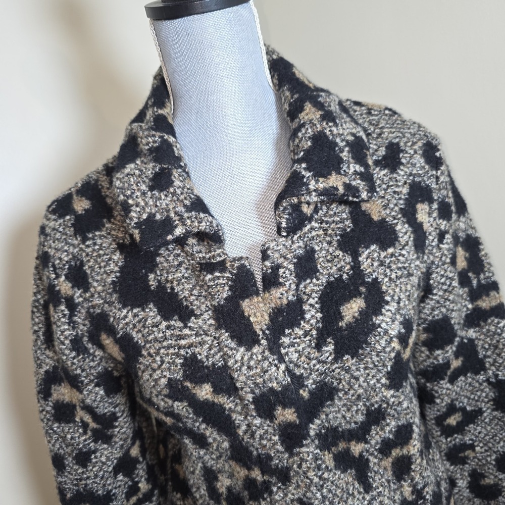 Marc Cain Wool Knit Jacket Sweater N3 Medium Black Grey Abstract Animal Pattern‎